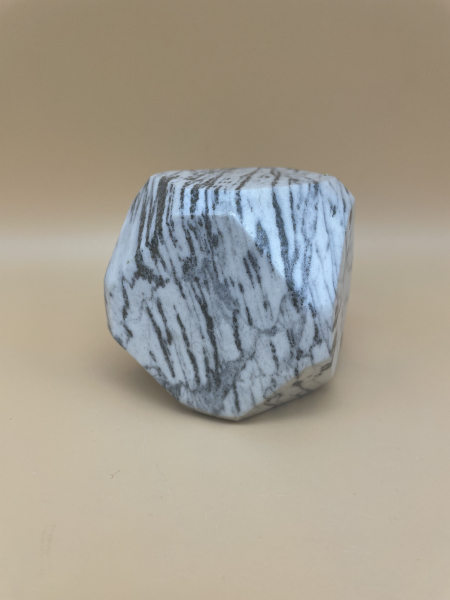 Goldmarmor-Granatwürfel